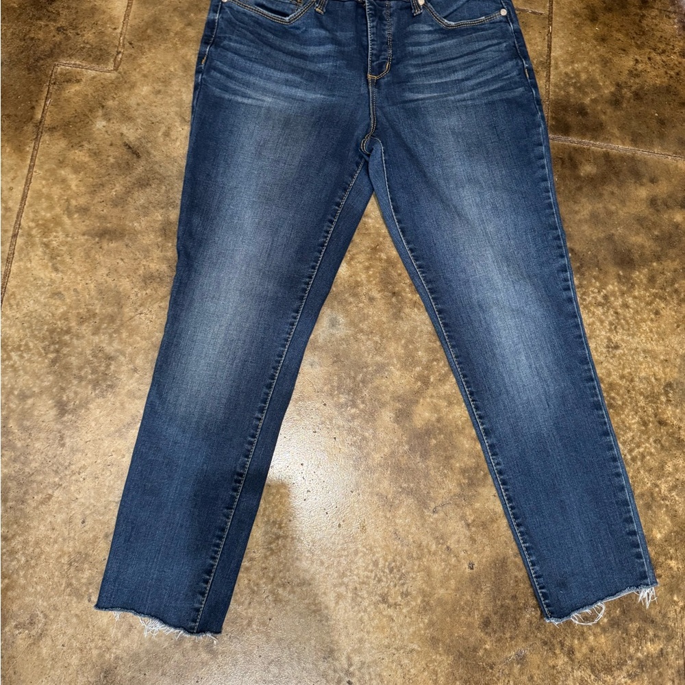 Code Bleu Dark Wash Ankle Jeans